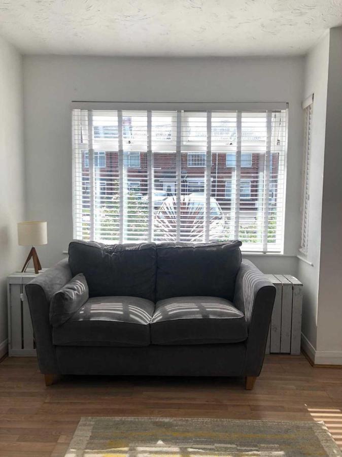 Entire Residential Property With Parking Kingston upon Hull Eksteriør billede